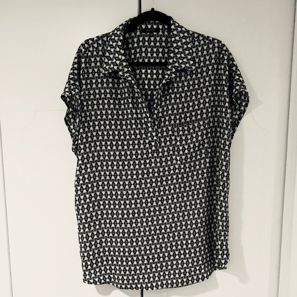 PLEIONE WOMEN BLACK AND WHITE BLOUSE(FRONT POCKET)